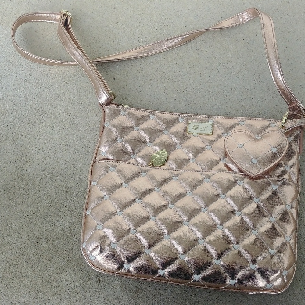 Love Betsy Johnson gold purse